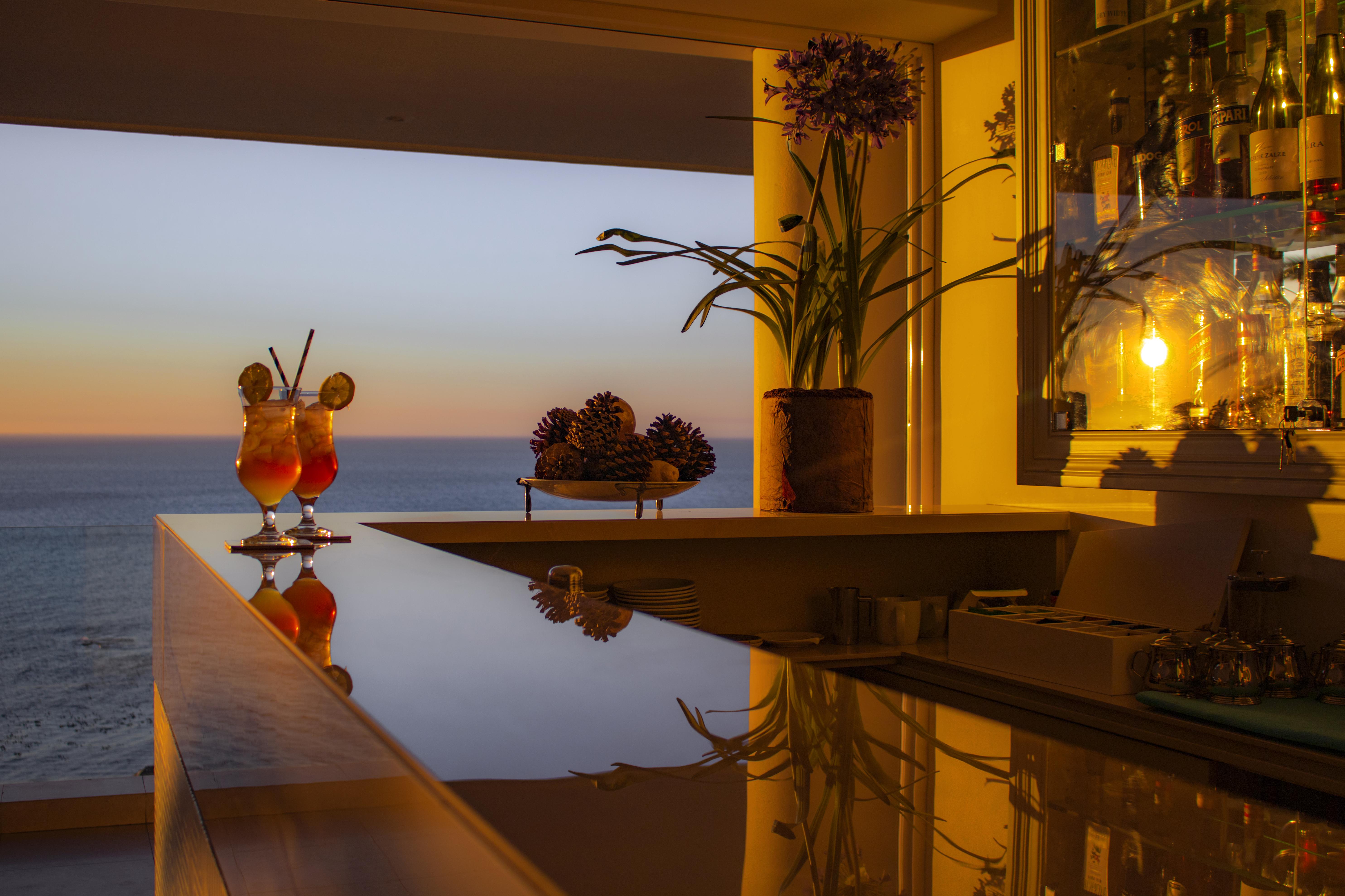 The Clarendon - Bantry Bay Hotel