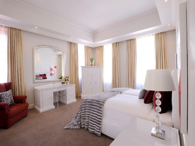 The Clarendon - Bantry Bay Le Cap
